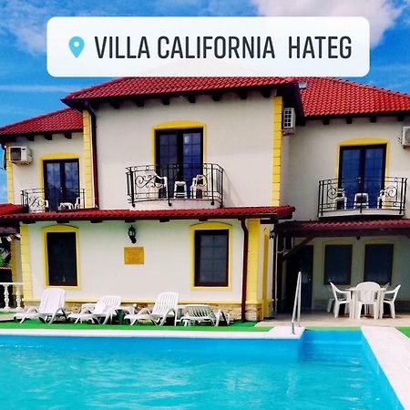 Villa California Haţeg Esterno foto